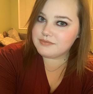 Meet your Posher, Aja